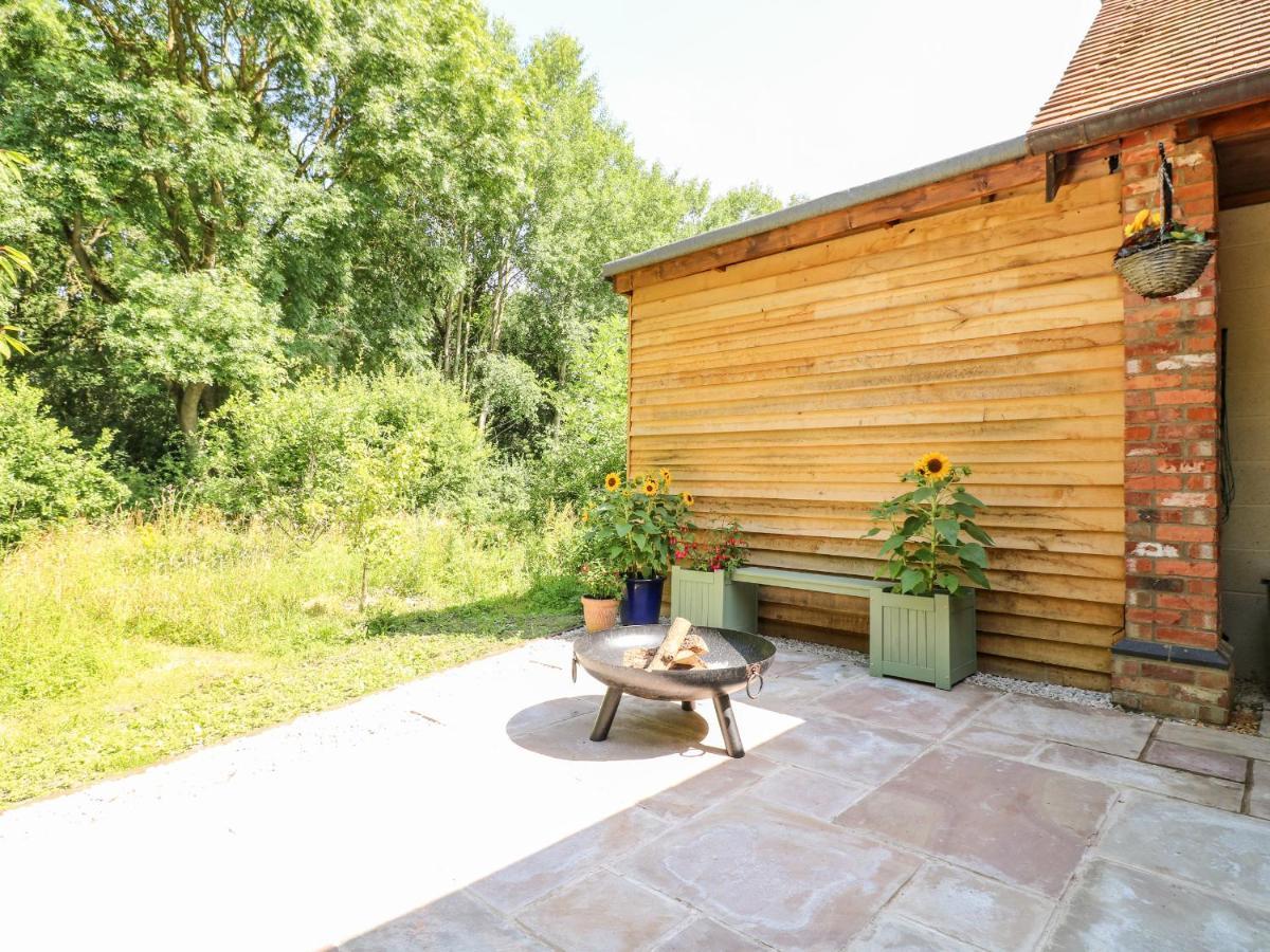 Villa Old Wood Coach House Lincoln Exterior foto